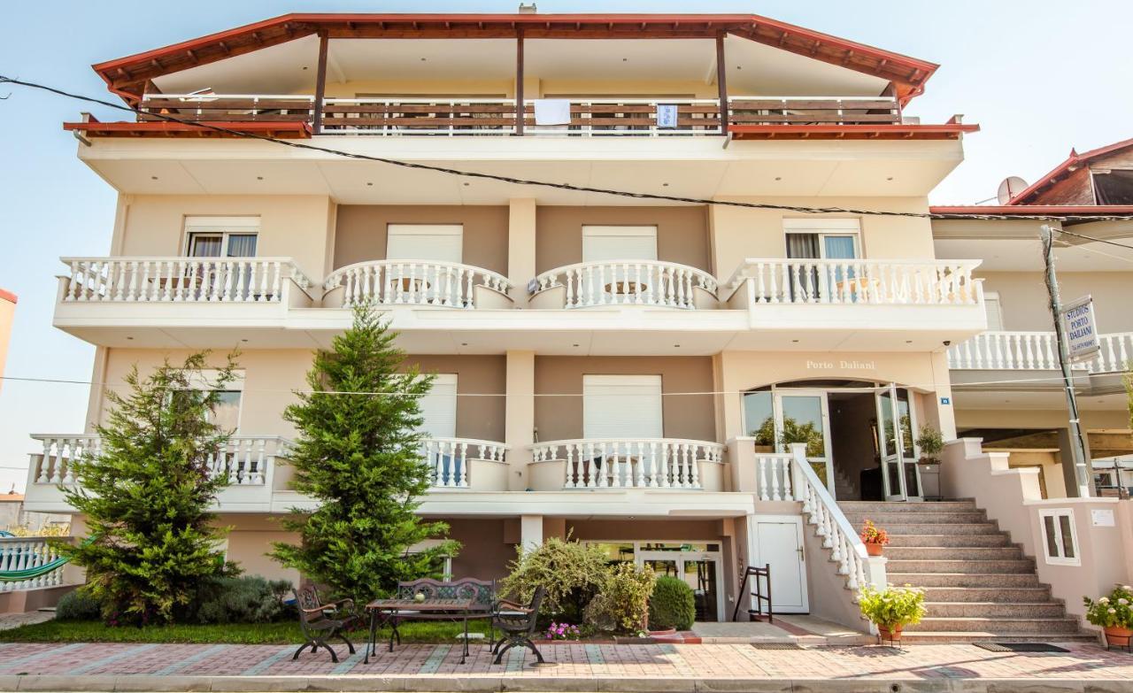 فندق Paralíaفي  Porto Daliani المظهر الخارجي الصورة